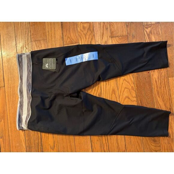 Lukka Capri Grey leggings - Picture 5 of 5